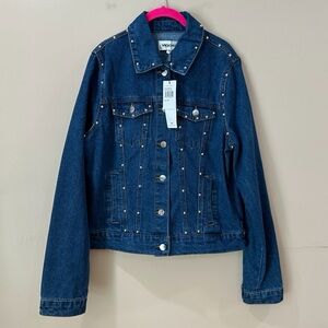 NWT Vigoss Studded Blue Denim Trucker Jacket Women's Size M Moto Biker